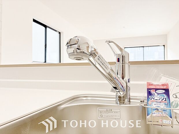 クリアな水が毎日使え、見た目にもスマートな浄水器一体型。