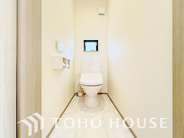 お掃除もラクラクな節水型トイレを設置