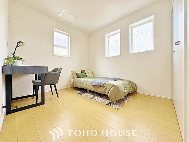 お家時間を穏やかに過ごせる寛ぎの空間です。居心地の良さを実感して頂けるお部屋となっております。