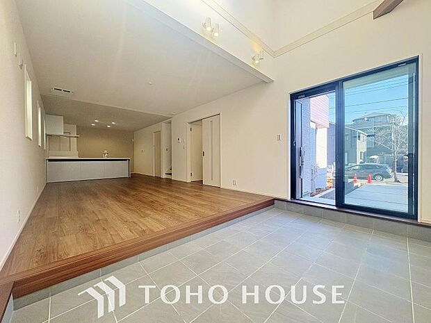 インティメイトなくつろぎを愉しむリビングルームは和やかな憩いの場となります。