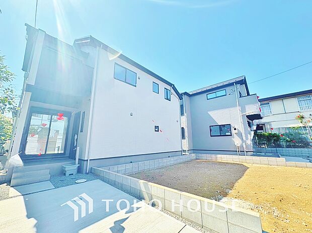 実際に生活する側に立って設計した工夫が要所要所に感じられるキメ細やかさがこの邸の魅力の一つです。