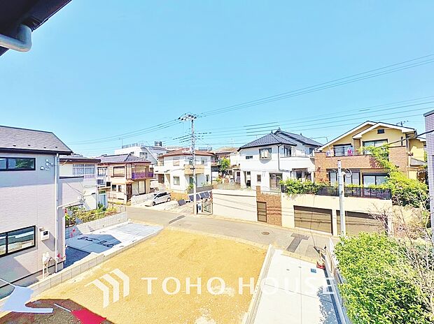 毎日みんなを見送り、そして迎え入れる場所だから。帰りたくなる家をテーマに設計した、自慢の玄関です。
