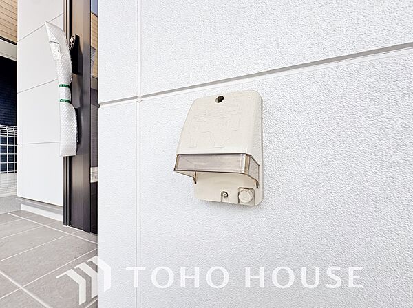 外部コンセント完備。イルミネーションや高圧洗浄機など、屋外で使用する電気機器への電源供給用コンセント