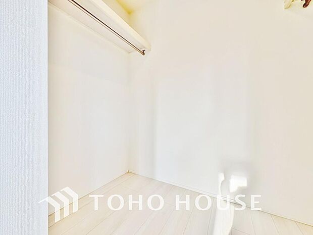 少しでも空いているスペースを収納にすることで、無駄のない空間を演出しております。