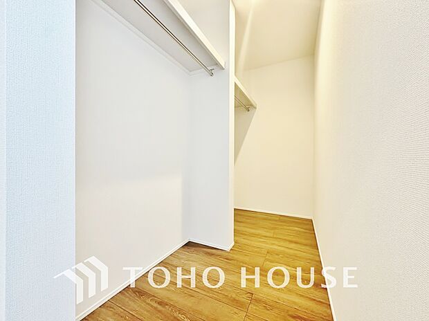 少しでも空いているスペースを収納にすることで、無駄のない空間を演出しております。