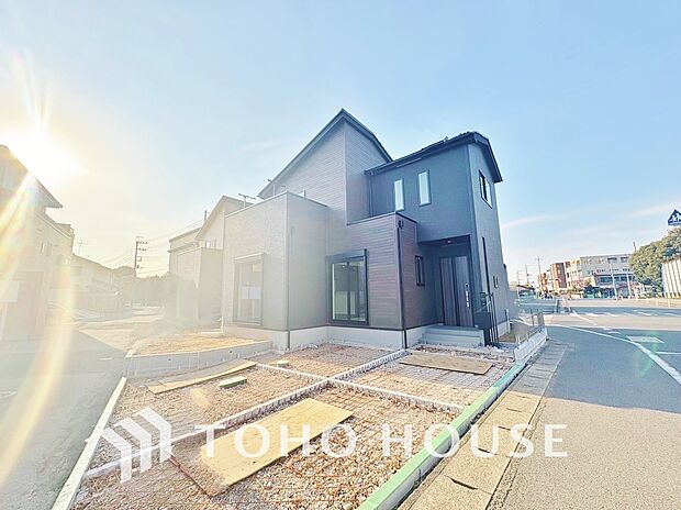 物件の陽当りや通風、周辺環境や街並みなど、資料には掲載していない情報をぜひ現地でご確認ください。