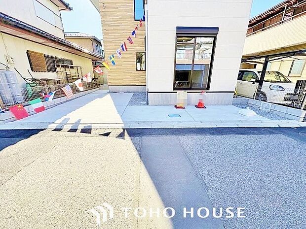 自転車やバイクなど、ゆとりのある敷地で置き場所に困ることはないでしょう。