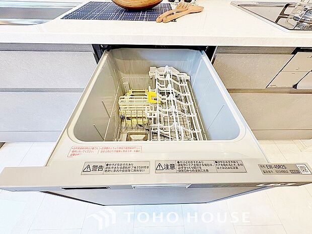 通常の手洗いでは使用出来ない高温のお湯や高圧水流を使う事により汚れを効果的に落とすことができます。