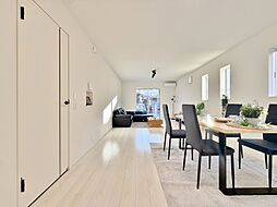 リビング/ダイニングの画像