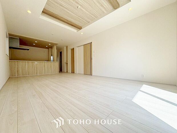 空気感という居心地の良いBGMは、暮らしのステージを彩り、心からのやすらぎと満足感を与えてくれます。