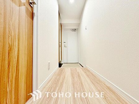 ダウンライトを使用しお洒落に演出。帰りたくなる家をテーマに設計。いつも「人」と「家」の間に・・・。