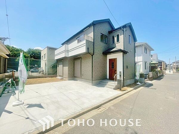 四季折々の変化を楽しめる心地よい場所。時間の経過と共に味わいが出る素敵な空間へ。