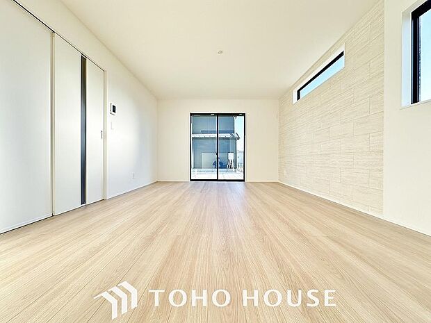 家は、ただ生活する場ではなく、笑顔の毎日、安らぎの日々のために、暮らしを愉しく、快適にする場所。