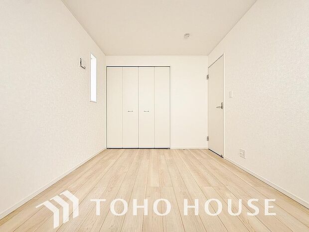 暖色系の照明は、心理的にも落ち着きを得られやすいそうです。