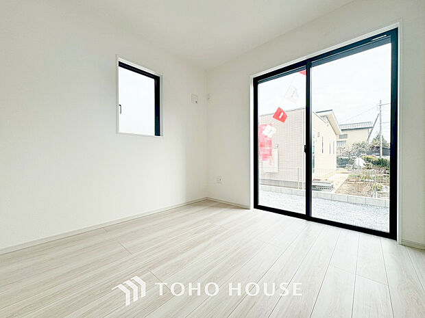 特に小さなお子様がいるとリビングと居室が続き間であることが人気です。