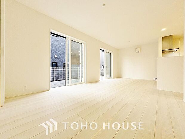 空気感という居心地の良いBGMは、暮らしのステージを彩り、心からのやすらぎと満足感を与えてくれます。