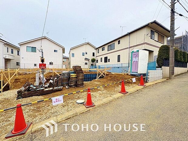 四季折々の変化を楽しめる心地よい場所。時間の経過と共に味わいが出る素敵な空間へ。