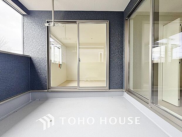 夜空の煌めきや、室内への通風や採光へ一役。ガーデニング等も充分に楽しめる広さを確保しております。