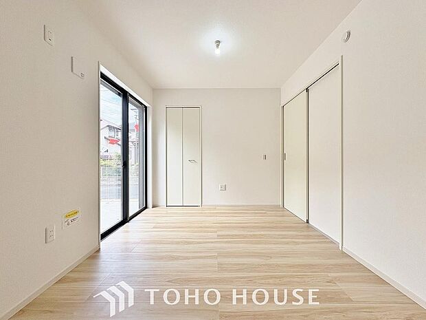 家族皆が集まる場所だからこそ、一番明るく使い勝手のいい空間に仕上げております。大切な人と沢山の思い出をこの空間で作りませんか。本日見学可能です。