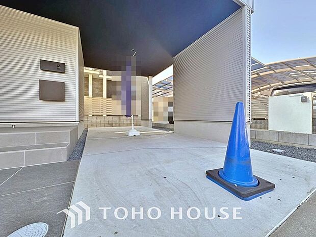 ビルトインガレージは建物に囲まれたスペースなので、整った環境の中で車の管理をすることができます。