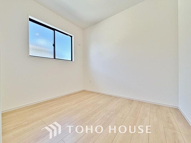 暖色系の照明は、心理的にも落ち着きを得られやすいそうです。