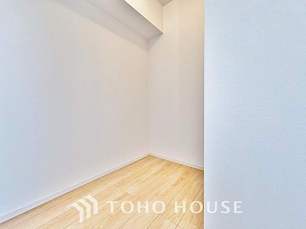 たっぷりと荷物が入るよう、ウォークインクローゼットを完備いたしました。