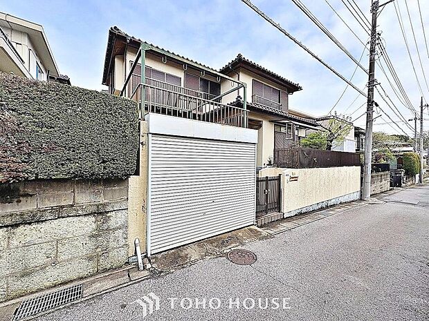 太陽に愛された邸は、陽当り通風に優れた魅力的で快適さを追求した邸宅です。※古家解体予定