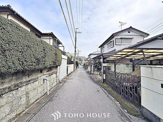 街並みの風景に包み込まれながら、瀟洒な印象も湛えて佇みます。※古家解体予定