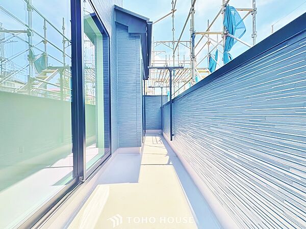 日が昇り、そして沈んでゆく・・・自分の住む家が愛おしくなっていく。