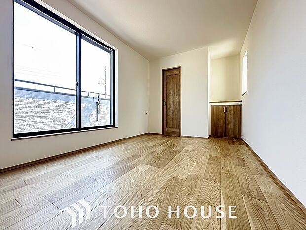心と体をゆったりと安らげる主寝室。寝室のゆとりが大きい分だけ、暮らしの安らぎは深まります。