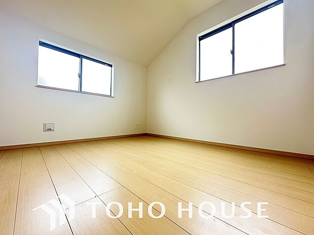 白を基調とした室内は、明るい住空間を造り出すだけでなく、清潔感をもたらしてくれます。