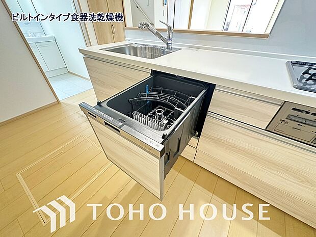 通常の手洗いでは使用出来ない高温のお湯や高圧水流を使う事により汚れを効果的に落とすことができます。