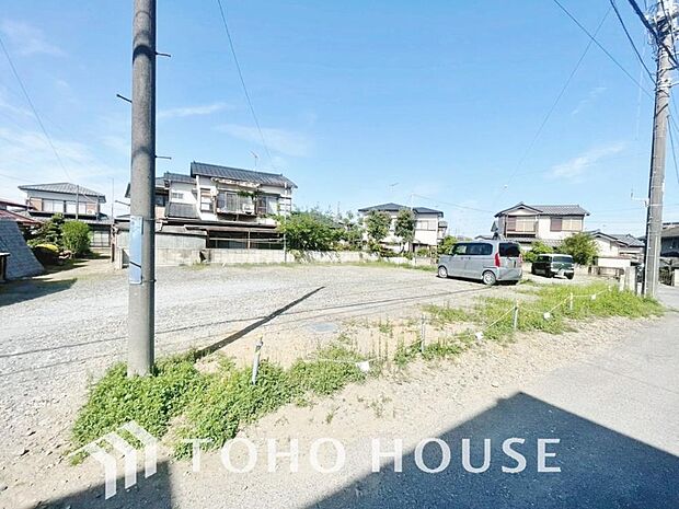 帰宅途中にショッピングやカフェを楽しんだり、利便性の良いこの地の生活は人々を魅了します。季節の流れを感じ、ゆったりとした一時を。時間の流れを取戻し、休日はスローライフを。