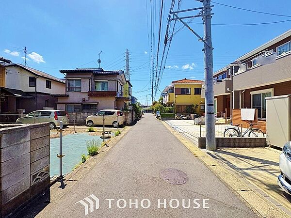 豊かな陽光に照らしだされる素敵な空間。季節を問わず華やいだ素敵な風景をお楽しみいただけます。