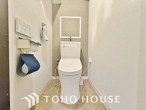 (※居住中)シンプルに清潔感のあるホワイト色。実用性も兼ね備えた造り。いつも清潔な空間であって頂けるよう配慮しました。