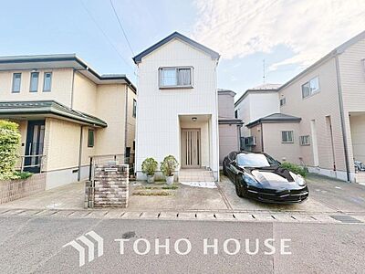 外観:2008年築4LDKの中古住宅です。「松戸」駅徒歩15分(約1200m)3沿線利用可能な便利な立地。人気の区画整理地内に佇む邸宅です。 外観:2008年築4LDKの中古住宅です。「松戸」駅徒歩15分(約1200m)3沿線利用可能な便利な立地。人気の区画整理地内に佇む邸宅です。