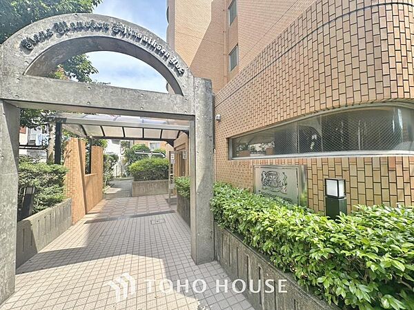 おしゃれな雰囲気や自然の潤い、親しみやすさといった個性を、街に新たな価値を齎し続けることでしょう。