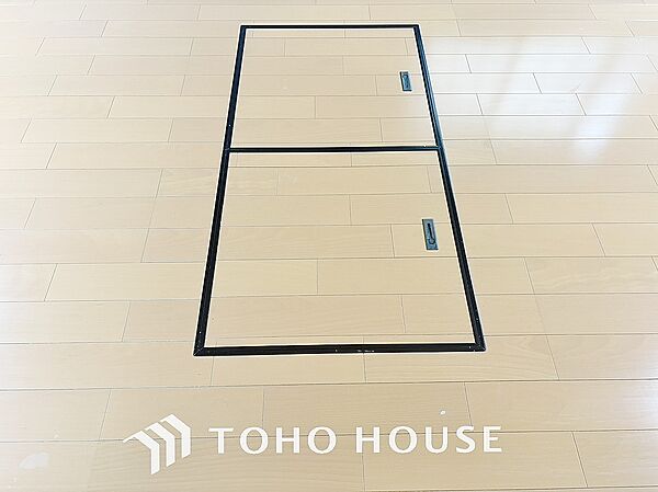 床下収納は収納スペースだけでなく、お住まいを点検する上での大事な部分となっております。