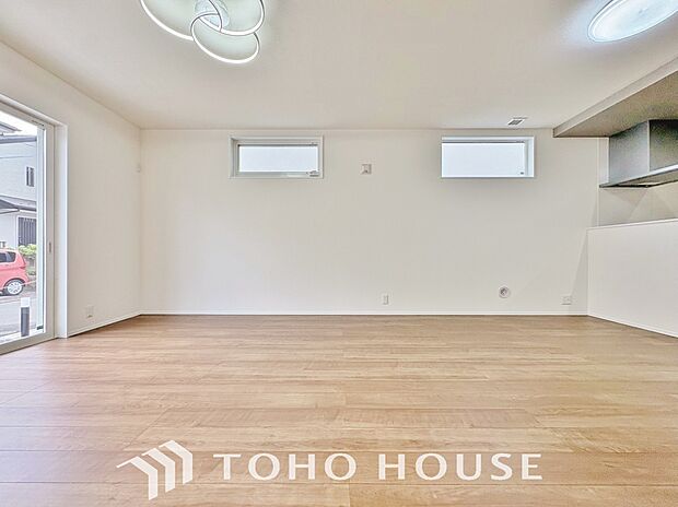 造りこんだ空間演出の妙が生み出す光と質のハーモニーはこの住宅のクオリティの良さを実感させてくれます。