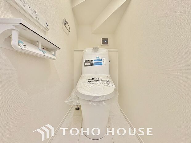 お掃除もラクラクな節水型トイレを設置