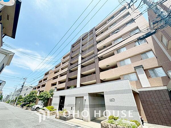 建物の居住性に拘った邸宅は、「落ち着き」と「安らぎ」と「快適」を実現してくれます。