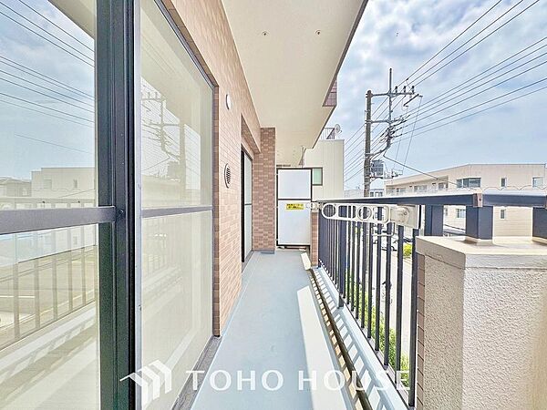 夜空の煌めきや、室内への通風や採光へ一役。ガーデニング等も充分に楽しめる広さを確保しております。