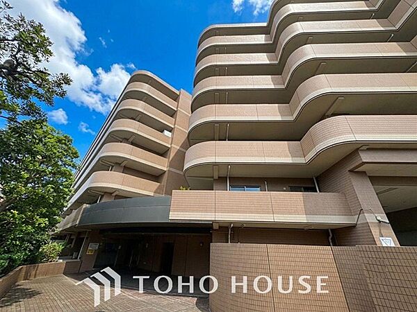 毎日の何気ないいってきます、ただいまに幸せを感じられる、そんな住まいのもっと先へ。