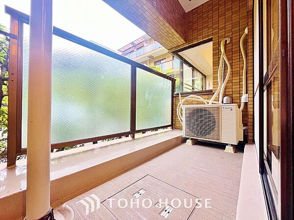 めまぐるしく過ぎ行く日々の中でゆったりとした休息と癒しを提供してくれる居住者のプライベート空間。