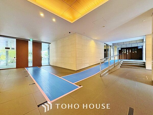 訪れる方へ古来からの伝統美を伝えてくれる空間です。温故知新のコンセプトを静かに力強く表現しています。