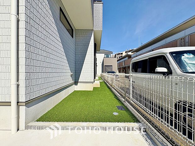 日当たりも良く、家庭菜園や植栽を育てるのに適したお庭はこれからの生活に緑という癒しを与えてくれます。