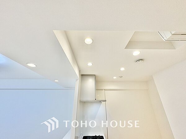 折り上げ天井にすると、天井が高くなることはもちろんおしゃれでより広い空間に！