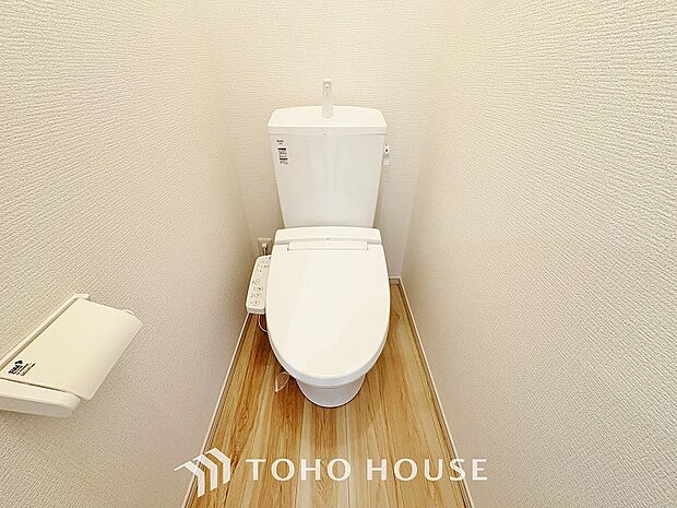 お掃除もラクラクな節水型トイレを設置