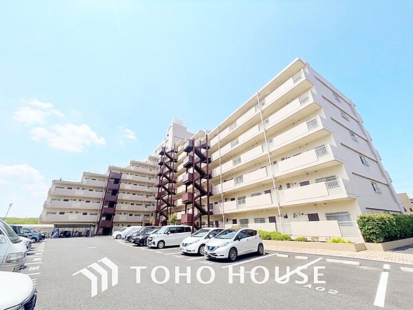 「住み心地」お客様の求める本当の“住み心地とは何なのか。そのための一手間一工夫を惜しみません。街並みや周辺の環境に呼応しながら、美しく、そして毎日の暮らし。
