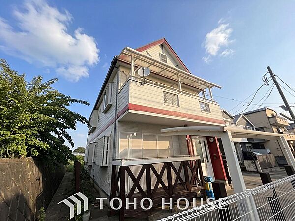 お客様の求める本当の“住み心地とは何なのか。そのための一手間一工夫を惜しみません。街並みや周辺の環境に呼応しながら、美しく、そして毎日の暮らし。